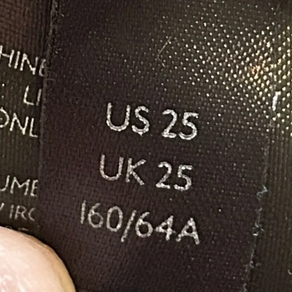 We the Free Frank Dad Jean in Black Women's Size 25 Free People Cropped - Picture 9 of 11